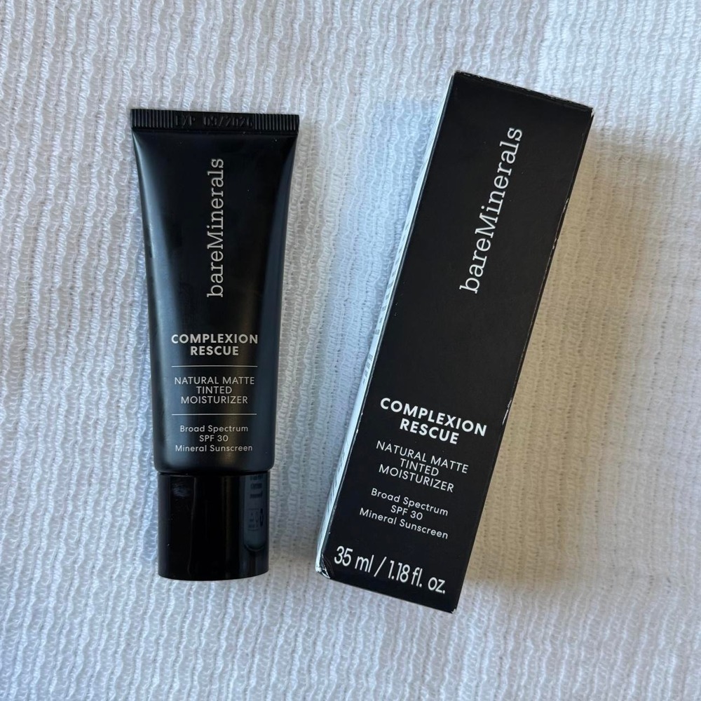 BareMinerals Complexion Rescue Natural Matte Tinted Moisturizer SPF 30 Terra 8.5